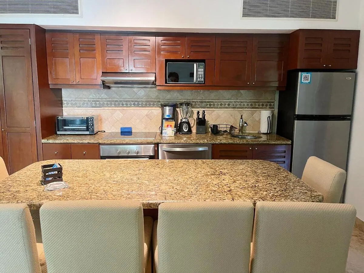 2Br Kobah 1 Block To Beach & 5Th Pool Gym Tulum Apartment